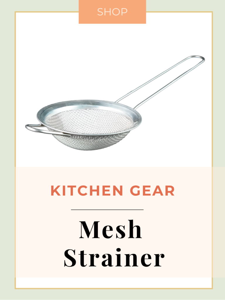 Vietnamese pantry mesh strainer